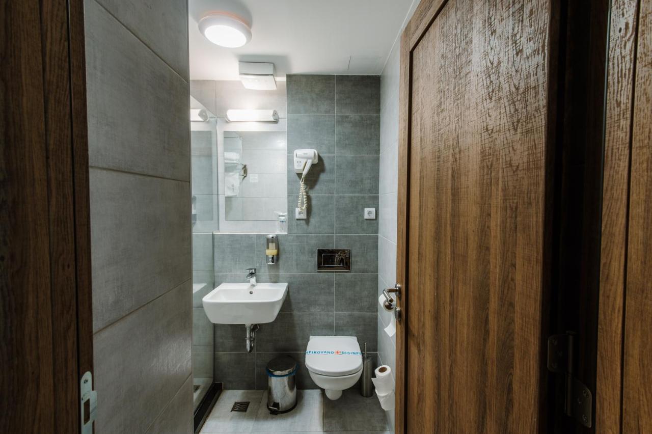 Hotel Nais Ni Eksteriør billede