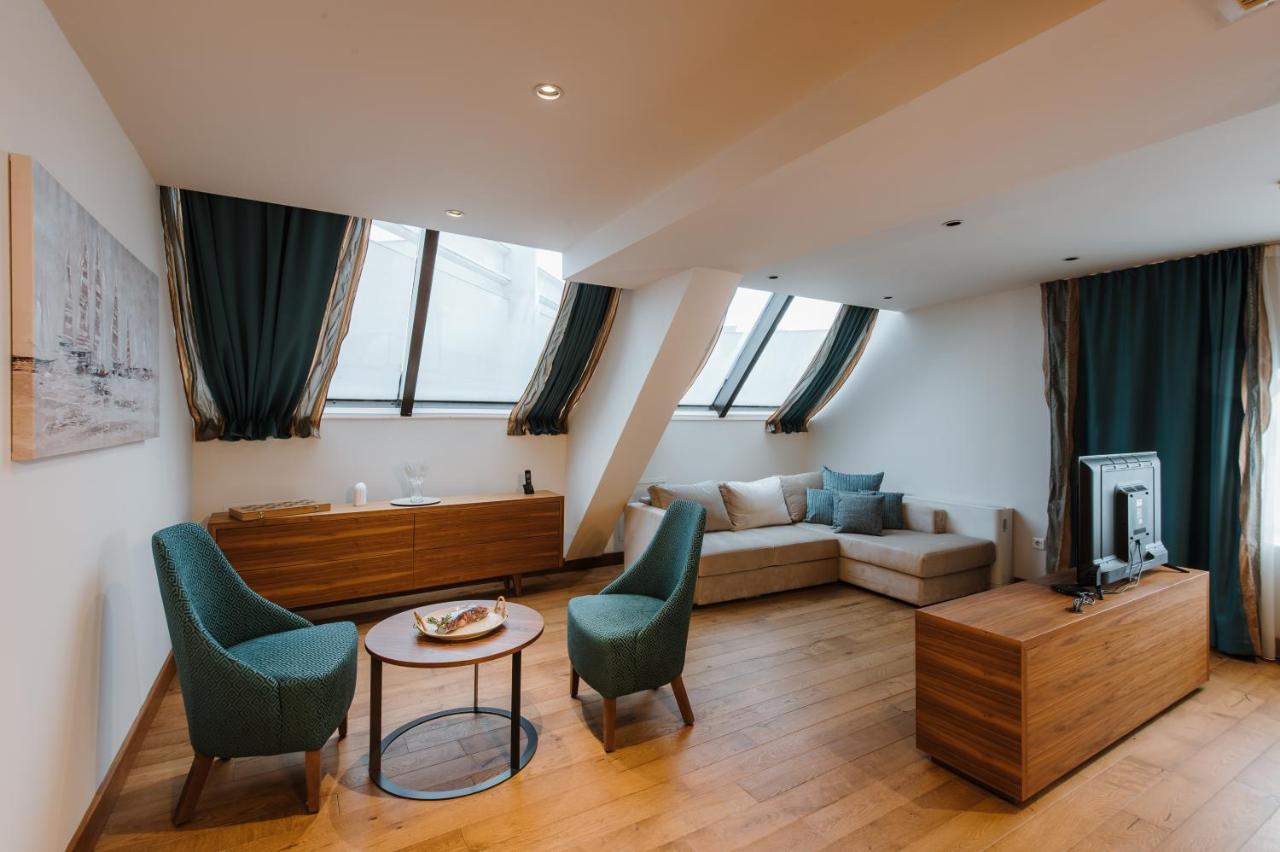 Hotel Nais Ni Eksteriør billede