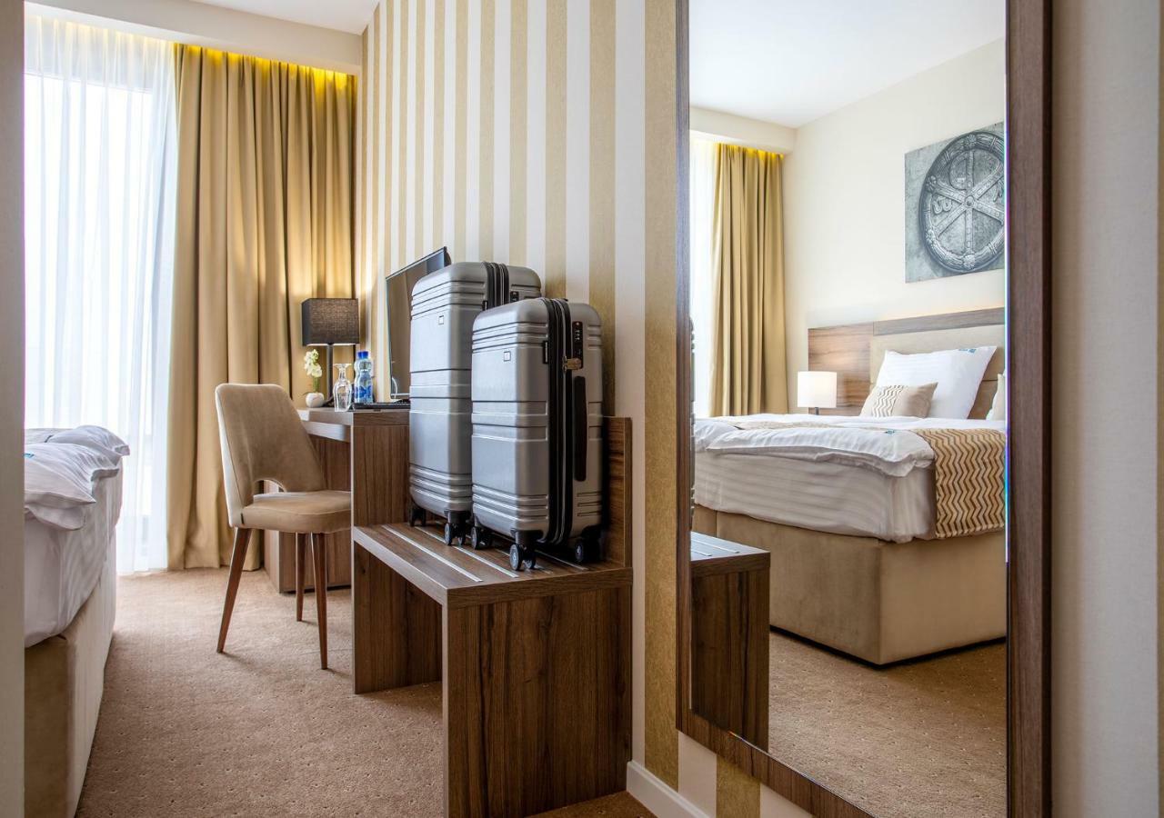 Hotel Nais Ni Eksteriør billede